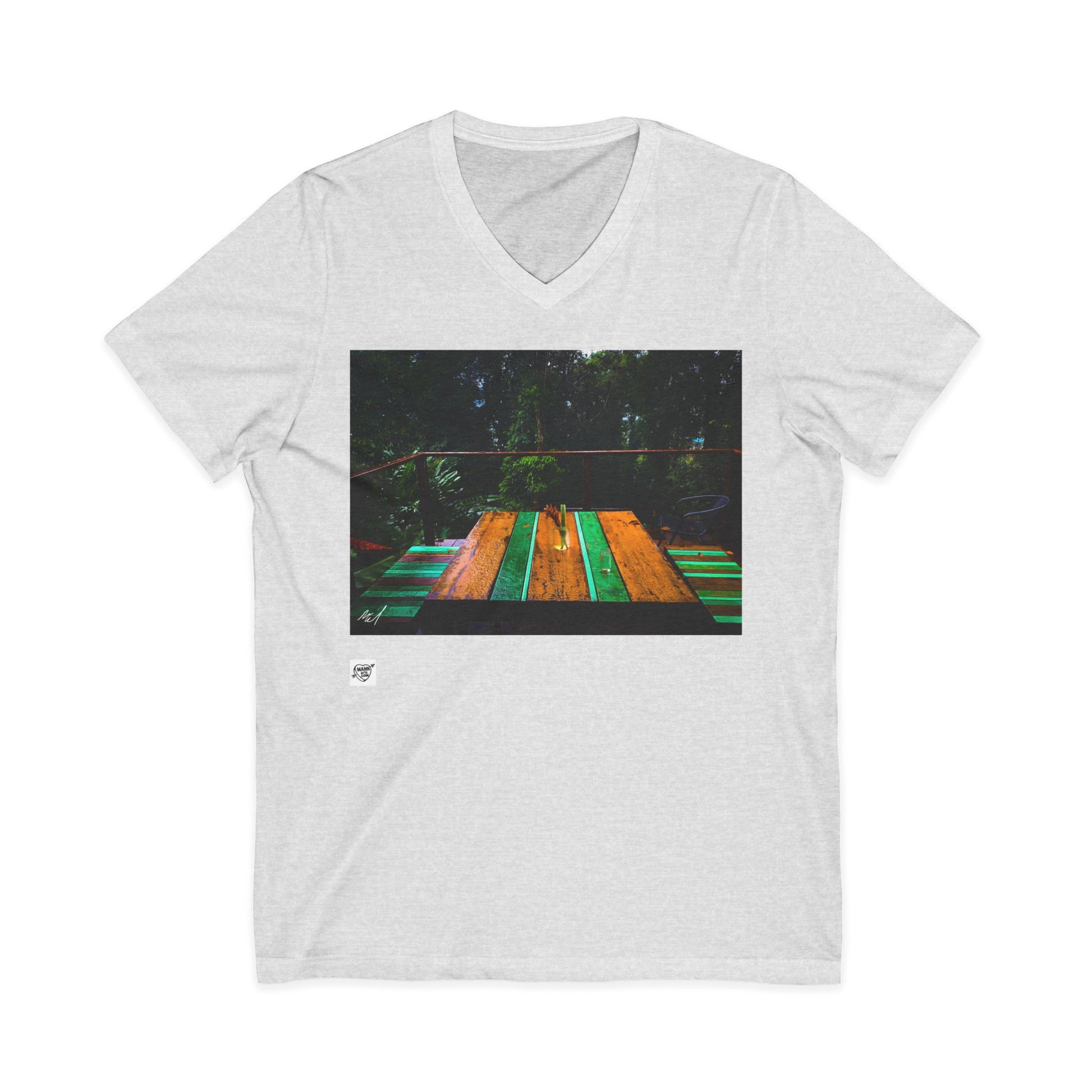 Coffee in Panama🇵🇦🇵🇦- V-Neck