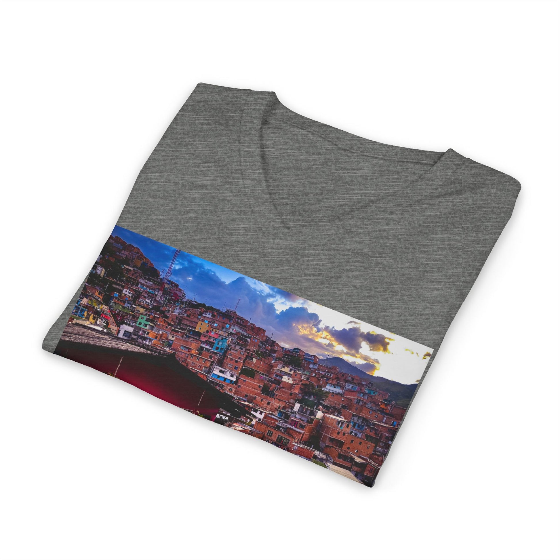 Colombian lady in Medellín - V-Neck