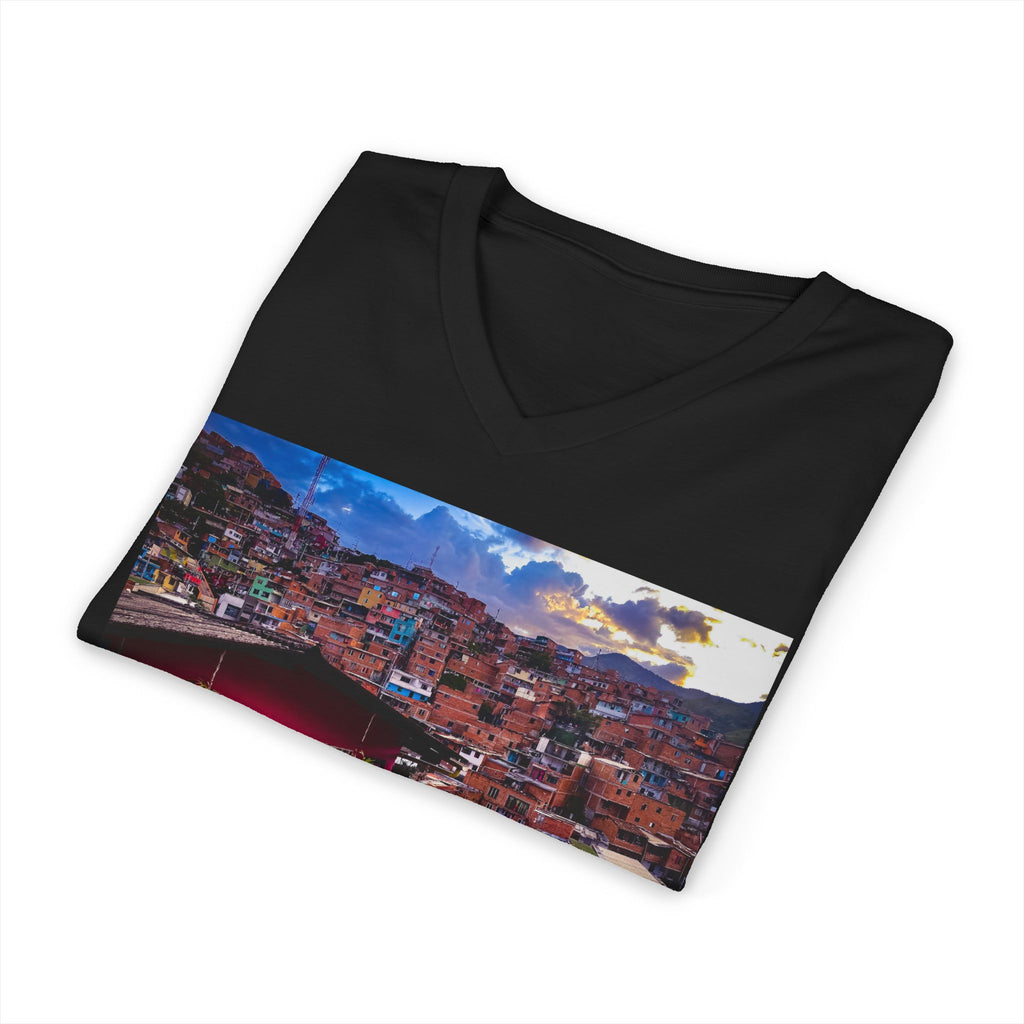 Colombian lady in Medellín - V-Neck