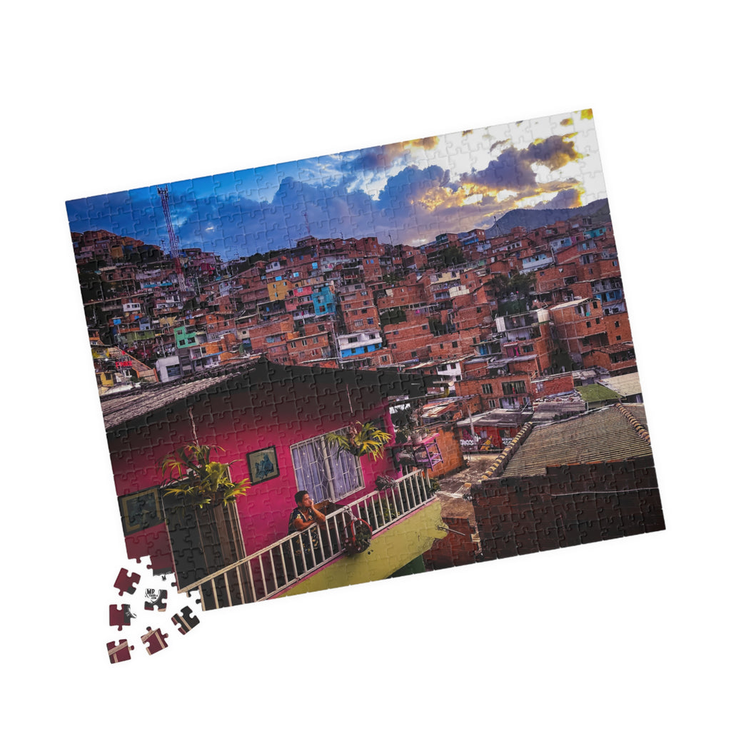 Medellín, Columbia old lady - Puzzle, 110-1014